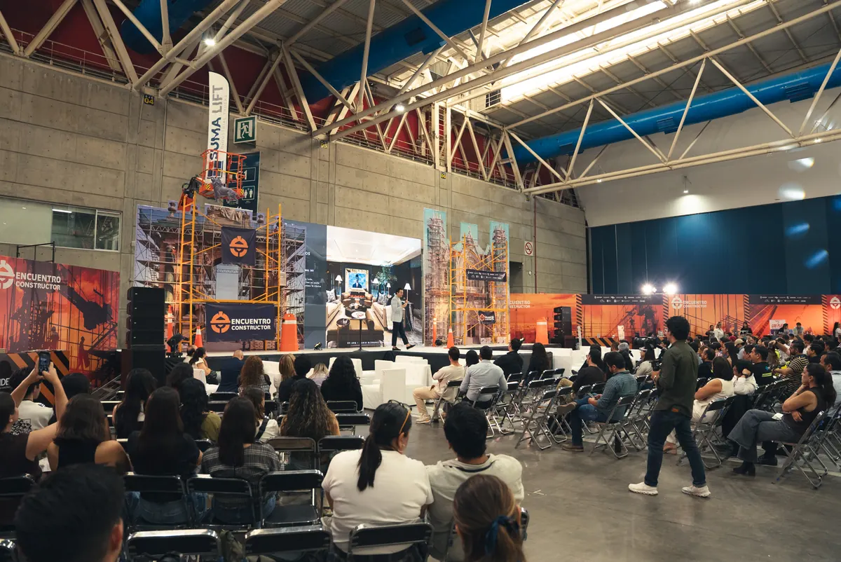 Público en un foro